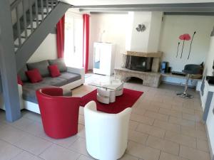 Villa de 4 chambres avec piscine privee terrasse amenagee et wifi a La Gaude a 8 km de la plage