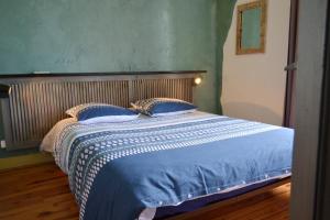 Villa de 5 chambres avec piscine partagee jardin amenage et wifi a Laurac