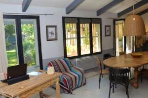 Villa de 5 chambres avec piscine privee jardin clos et wifi a Arles