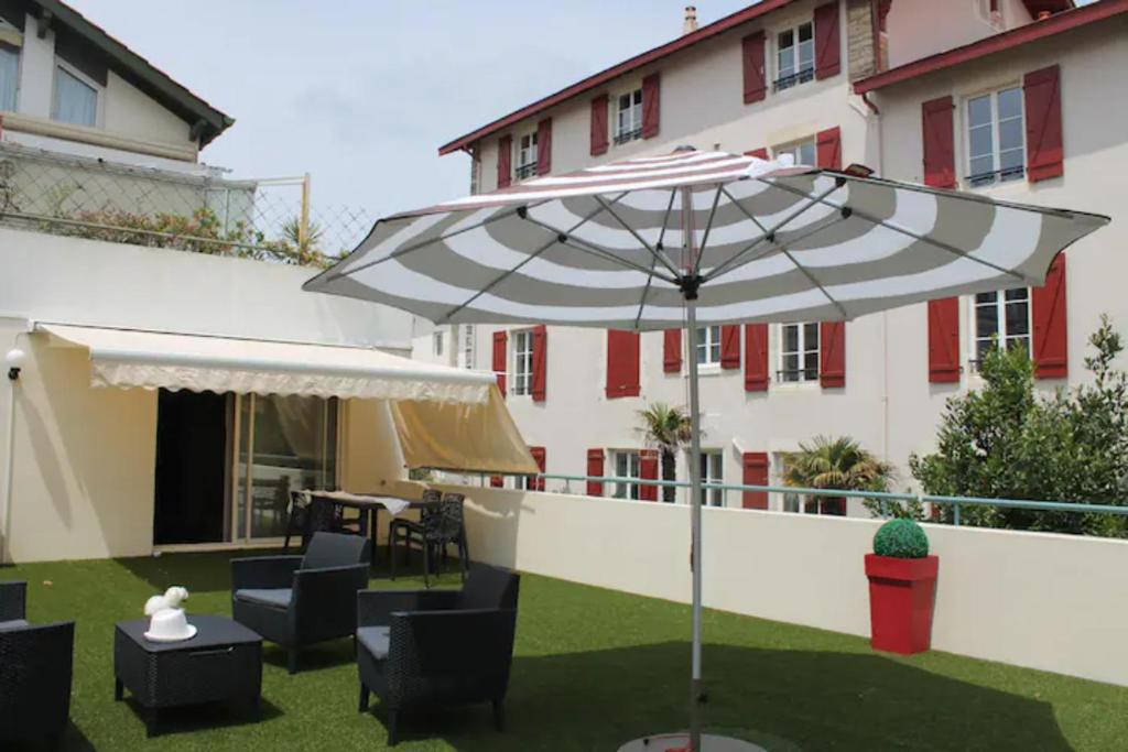 Villa de 5 chambres avec piscine privee jardin clos et wifi a Bailleul 59270 Bailleul