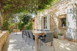 Villa Villa de 5 chambres avec piscine privee jardin clos et wifi a Uchaux Chemin de la d'Hugue 84100 Uchaux Provence-Alpes-Côte d\'Azur
