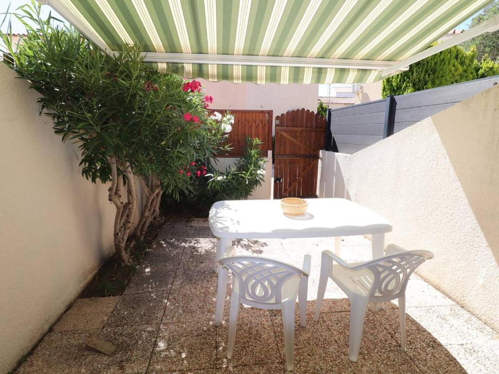Villa de 5 chambres avec piscine privee jardin et wifi a Chauzon a 3 km de la plage