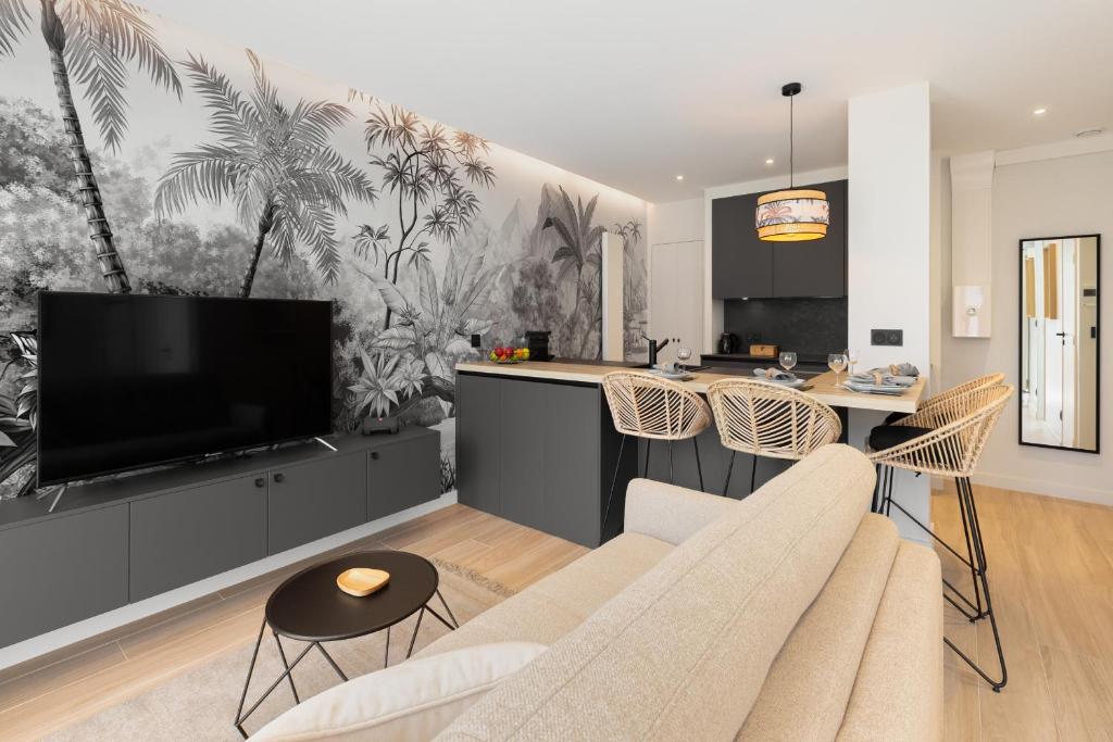 Villa de 6 chambres a Gujan Mestras a 100 m de la plage avec piscine privee jardin clos et wifi 33470 Gujan-Mestras