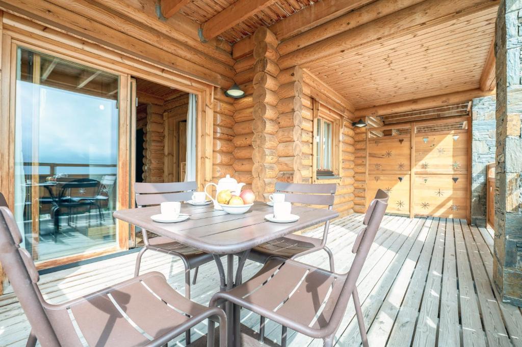 Villa de 8 chambres avec piscine privee et jardin clos a Gagnieres