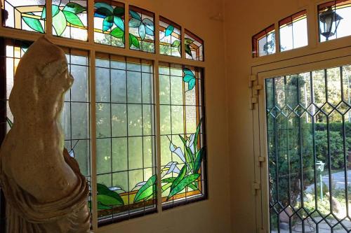 Villa de caractère 8 à 16p, 350 m2 - 15 mn Paris, 10 mn Versailles