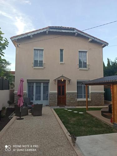 Villa de charme proche de la cité
