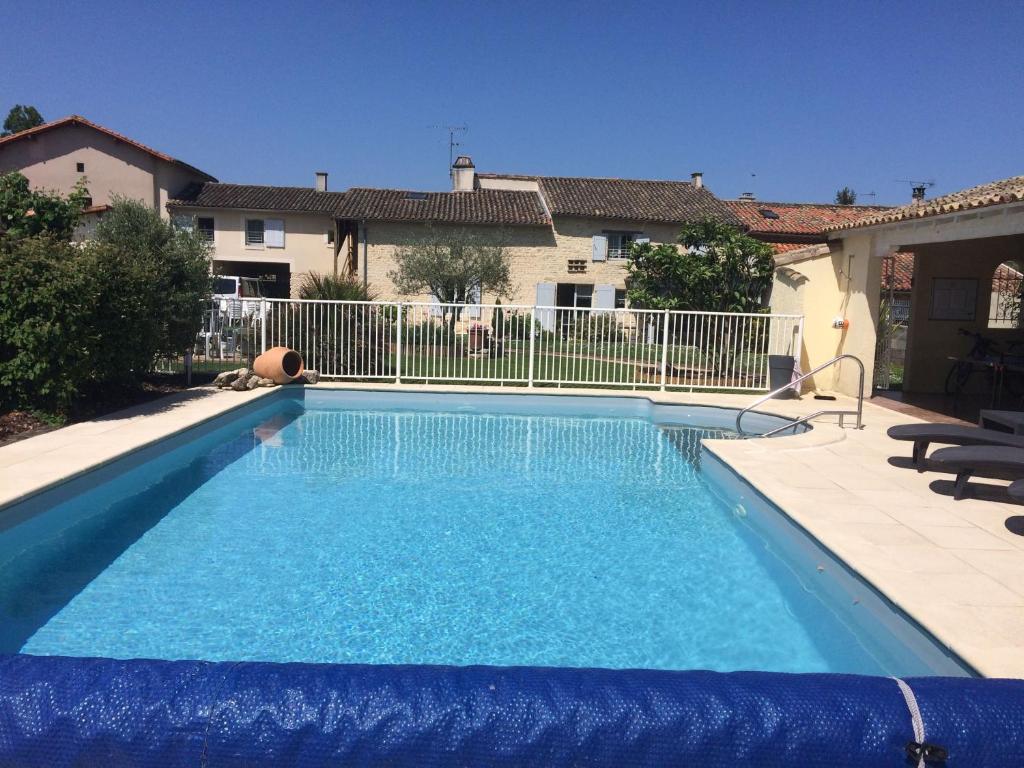 Villa de la Capèra 84850 Camaret-sur-Aigues