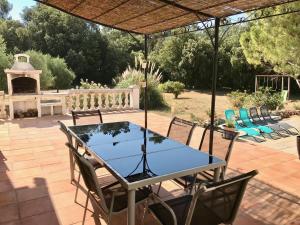 Villa de plain pied avec BBQ et piscine
