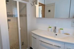 Villa de plain-pied avec WIFI, jardin à PERROS-GUIREC Réf - 952