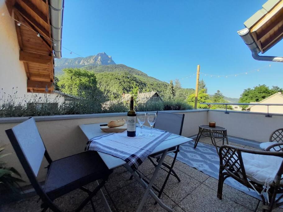 Villa de reve sur la mer pieds dans l’eau, plage privée, piscine, jacuzzi, héliport 20145 Sari-Solenzara
