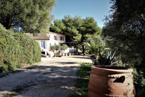 Villa Villa des Oliviers 170 Chemin  de la Tourelle 83110 Sanary-sur-Mer Provence-Alpes-Côte d\'Azur