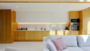 Villa Emilia - Clever Details , Central Vilamoura, Sleeps 6, luxury, walking distance