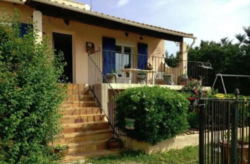 Villa entre Nîmes et le Pont du Gard