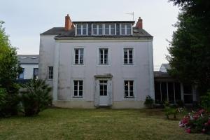 VILLA EPERONNIERE