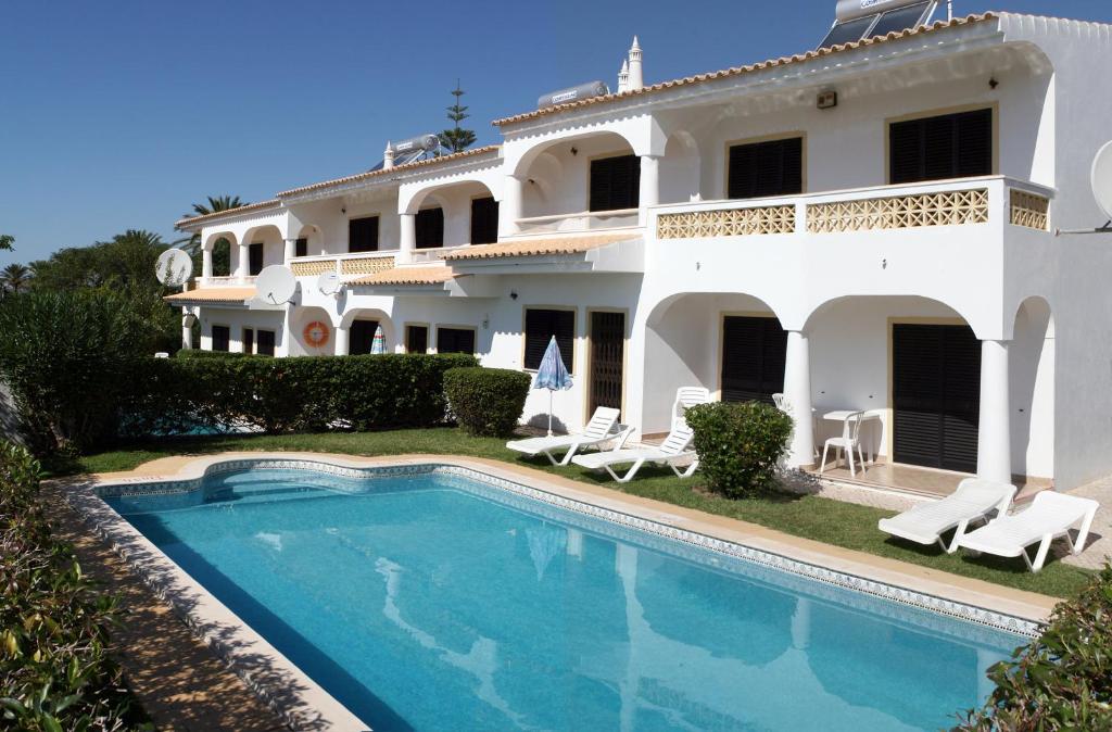 Villa Estela Travessa dos Mareantes 138, 8200-416 Albufeira