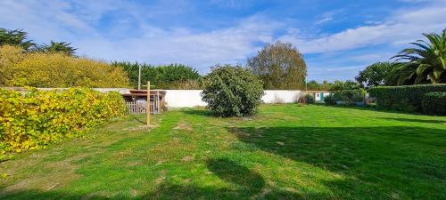 Villa familiale avec grand jardin proche plage