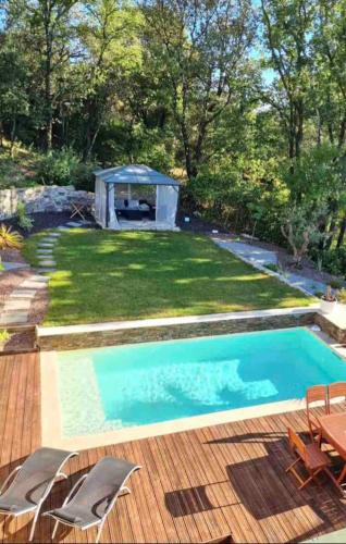 Villa familiale avec piscine terrasse