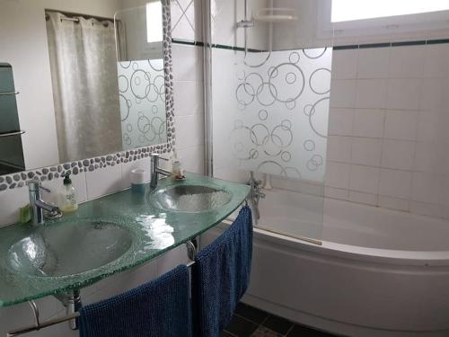 Villa familiale dans un quartier résidentiel