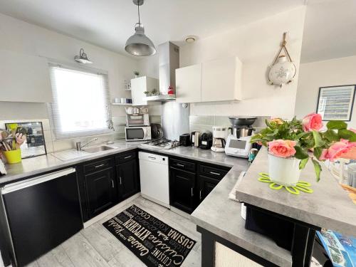 Villa familiale de plain pied proche commerces