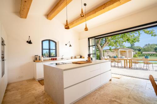 Villa familiale, Plage Tahiti-Tropezina à pied