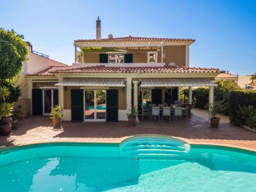 Villa Ferragudo, Piscina e Mesa de Bilhar!