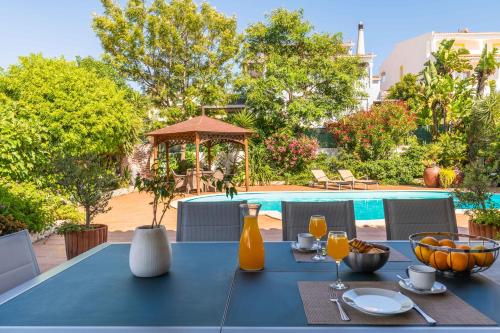 Villa Ferragudo, Piscina e Mesa de Bilhar!