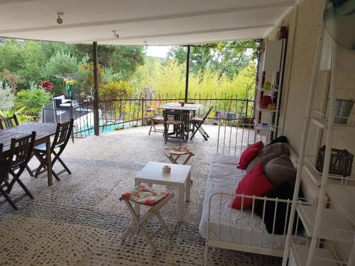 Villa forest home avec piscine dans les gorges du verdon en Provence