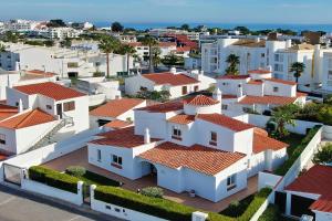Villa Francella- Relaxing holidays in an ideal location