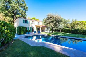 Villa Villa Fuon Santa VI4246 by Riviera Holiday Homes DE GAIRAUT, 107 06100 Nice Provence-Alpes-Côte d\'Azur