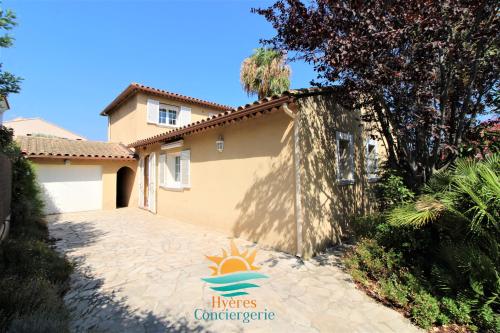 Villa Giens 4ch/Clim/Parking/Wifi/Piscine partagée