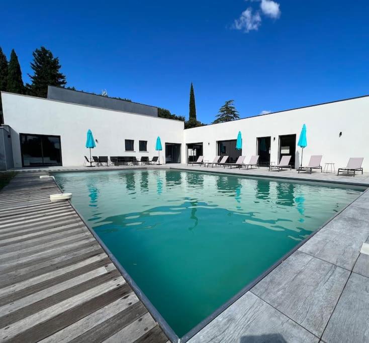 Villa Giulia sur terrain 1000m2 arboré 5min Roissy CDG 77410 Gressy