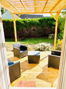 Villa Giulia sur terrain 1000m2 arboré 5min Roissy CDG