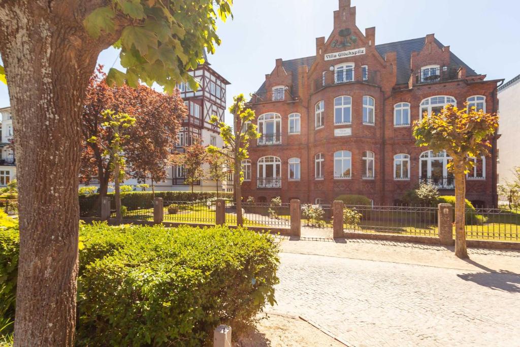 Villa Glueckspilz KILIG mit Meerbl Strandpromenade 16, 18609 Binz