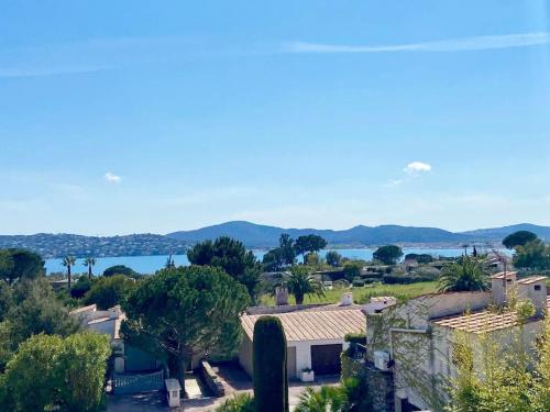 Villa-Golfe de Saint-Tropez/Accès plage privée