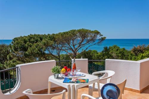 Villa Gregorio by Villa Plus