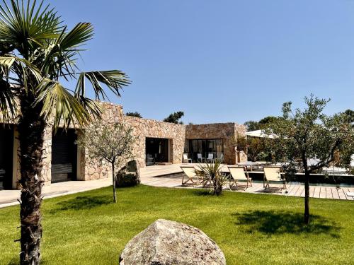 Villa Grenadier by Intendance Excellency
