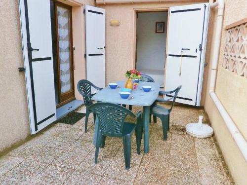 Villa Gruissan, 3 pièces, 6 personnes - FR-1-409A-12