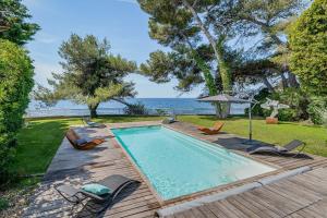 Villa Villa Homaya : Un Havre de Paix sur la mer... 444 Avenue de Font Brun 83320 Carqueiranne Provence-Alpes-Côte d\'Azur