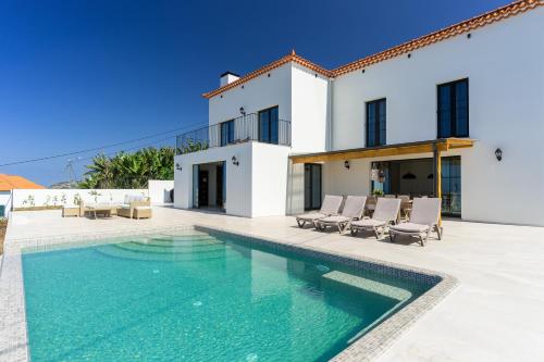 Villa Horizonte Azul by HR Madeira