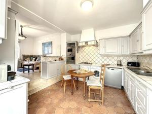 Villa Hortensia - YourHostHelper