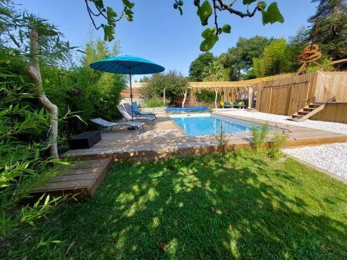 Villa Hossegor- Classée 4 étoiles, 6 chambres - 5 salles de bains - piscine chauffée 5 mn des plages