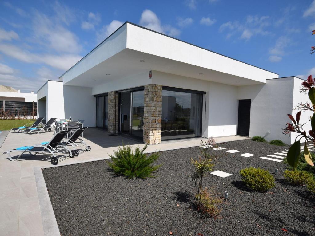 Villa Villa in Alcoba a with private pool heated in high season  2460-495 Fragosas