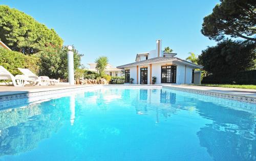 Villa Isa joe