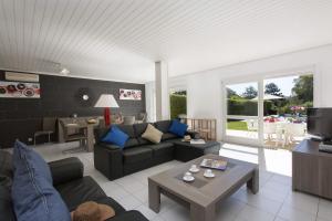 Villa Jessy by Villa Plus