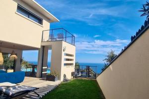 Villa K. avec piscine sur les hauts de Lavasina