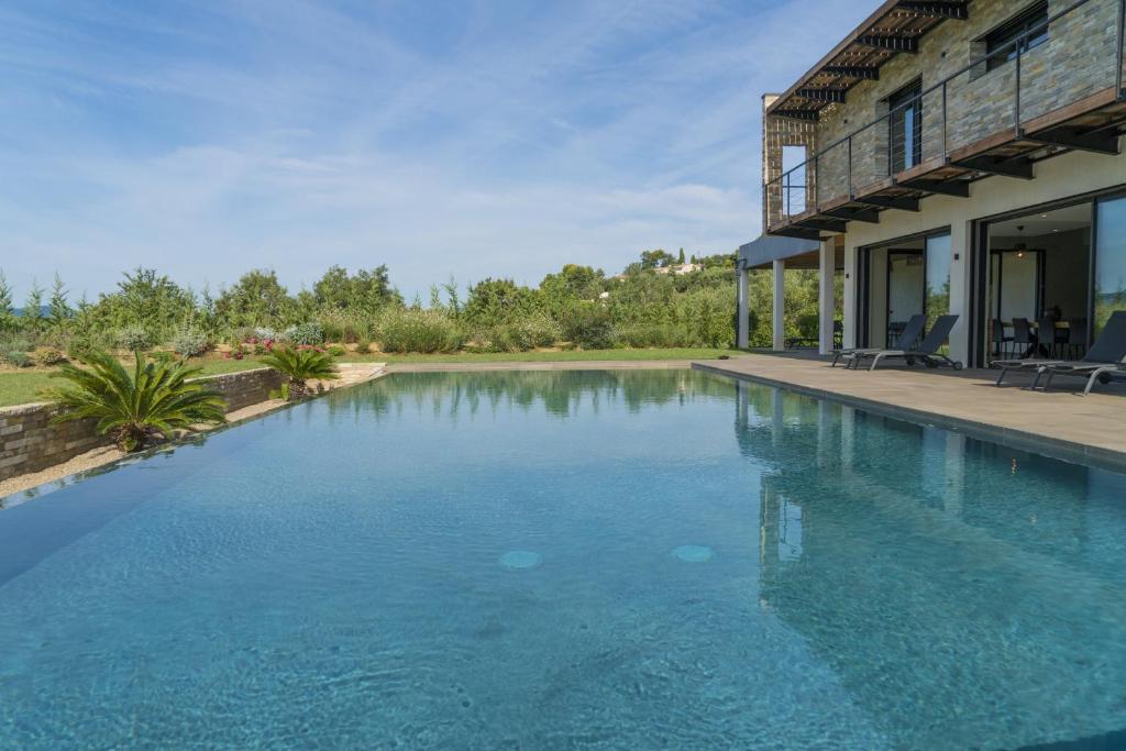 Villa VILLA K Luxurious finishing with unusual view & big swimming pool 141 Chemin des Collés 06250 Mougins