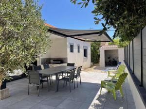 Villa Le Barcarès, 5 pièces, 8 personnes - FR-1-81-581