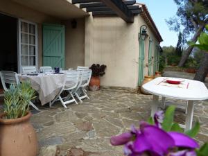 Villa Le Lavandou, 5 pièces, 8 personnes - FR-1-308-165
