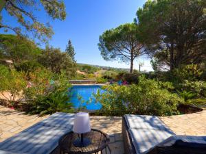 Villa Les Issambres, 6 pièces, 8 personnes - FR-1-632-16