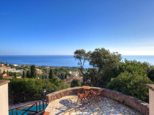 Villa Les Issambres, 7 pièces, 10 personnes - FR-1-632-18